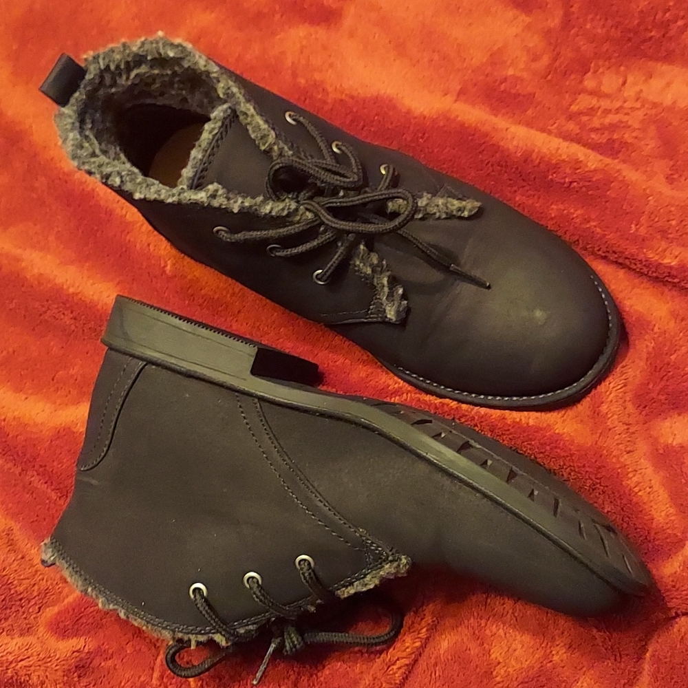 NEW"Mountain Sole Ankle boots black 🖤